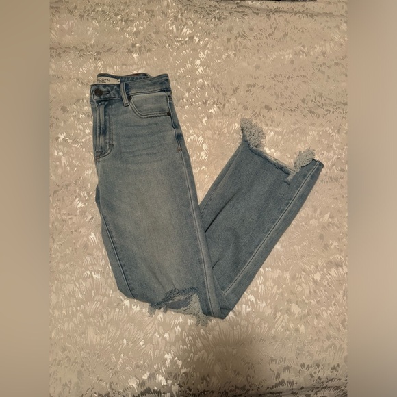 Hidden [HAPPI] DISTRESSED CROPPED FLARE - Picture 4 of 4